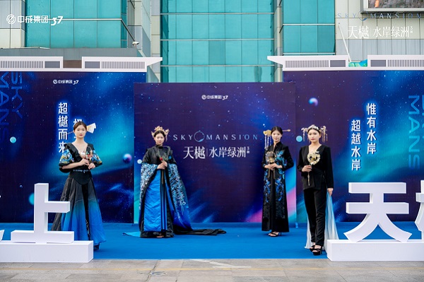 1692606444763668.jpg _ZZF3932.JPG